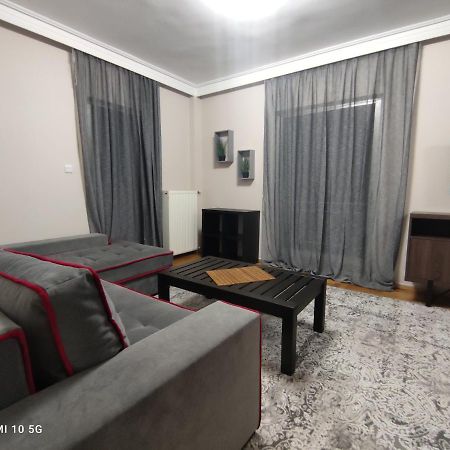 Cozy Apartment Near The Sea In Palaio Faliro Athen Eksteriør billede